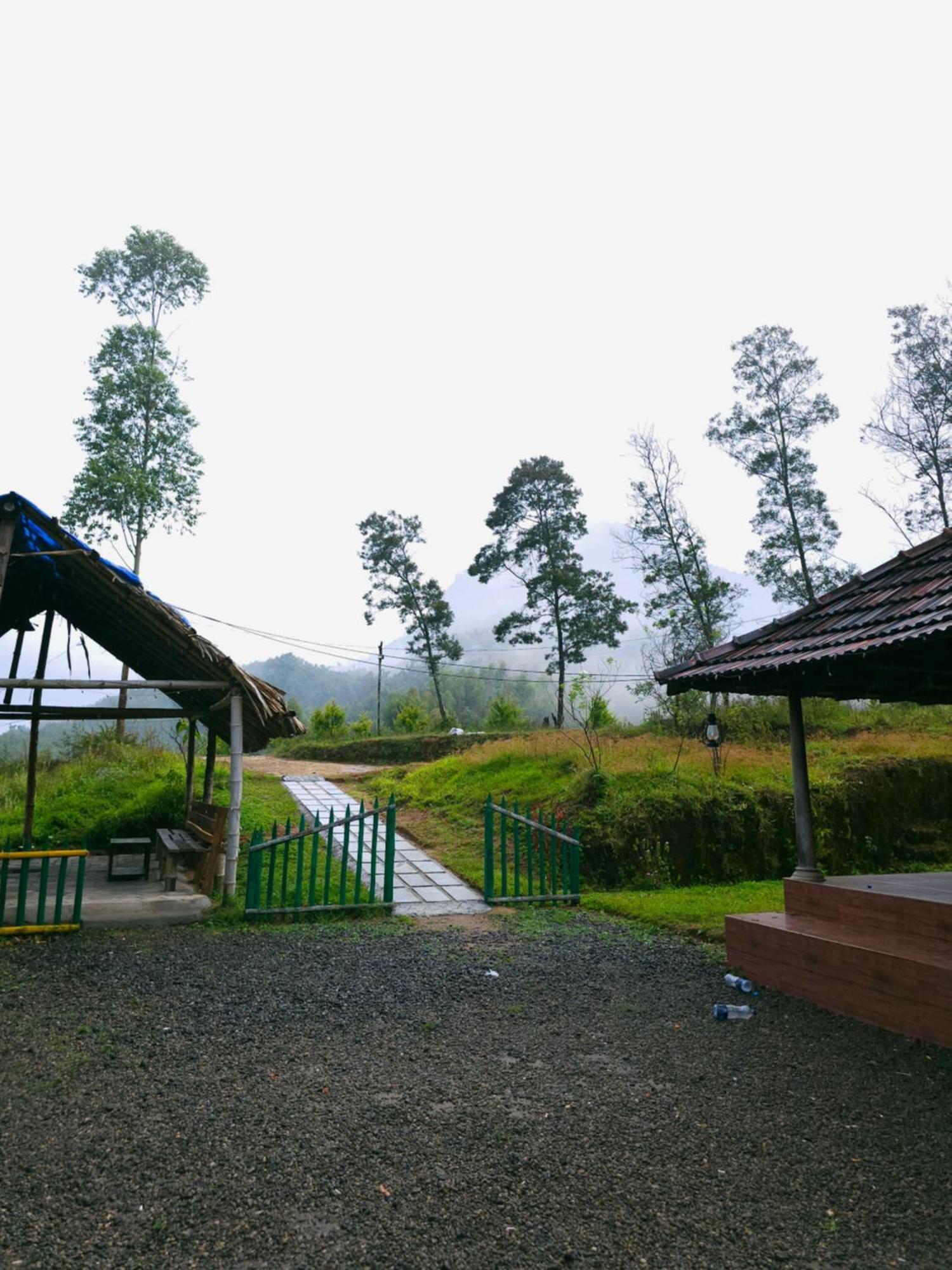 Nature Castle -Traditional Villa,Vattavada Kottakamboor Buitenkant foto
