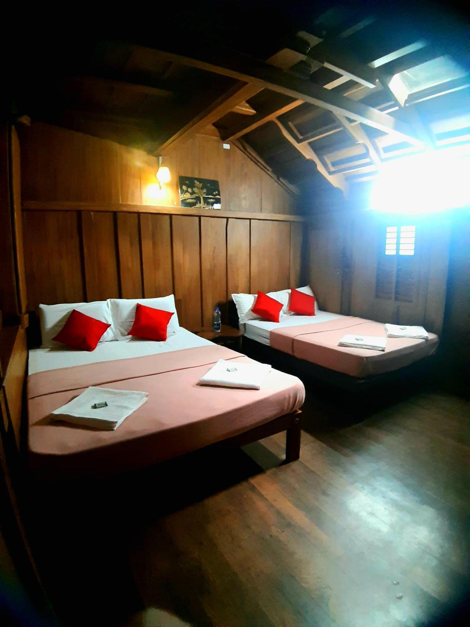 Nature Castle -Traditional Villa,Vattavada Kottakamboor Kamer foto